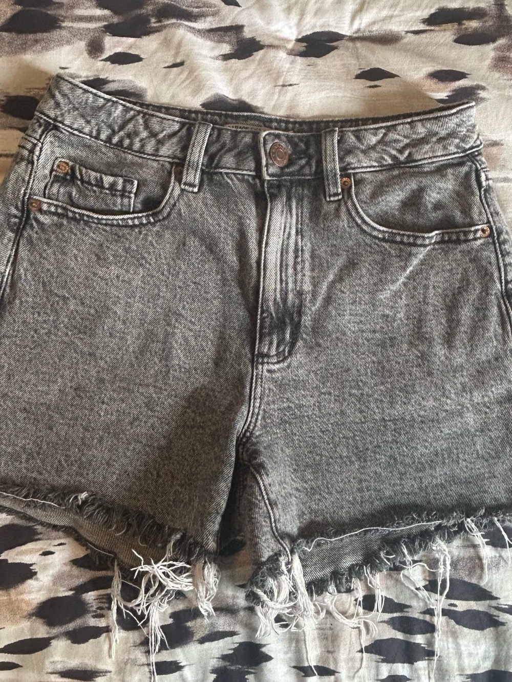 Garage Washed Gray High-Rise Denim Cutoff Shorts
